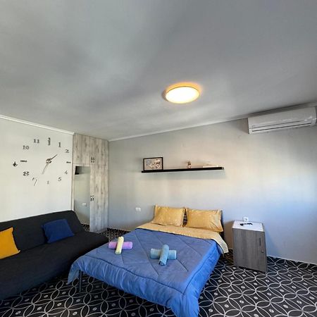 Modiano Studio Ι By Socrates Junior Houses Apartment Tesalonika Bagian luar foto